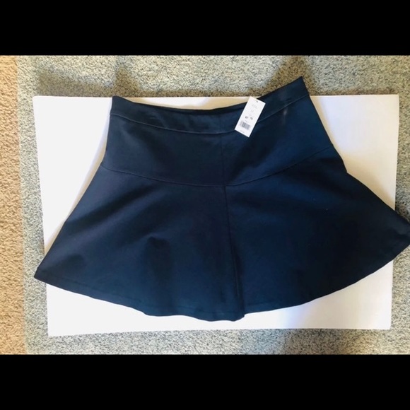 ❌SOLD❌ NEW Blue Banana Republic Skirt - Picture 2 of 4